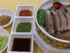 草原手把肉-德乐海蒙餐