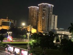 -人民广场