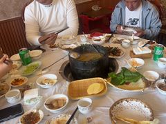 -鲁朗纳麦石锅鸡庄园
