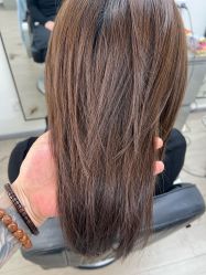 -LILI·HAIR SALON理理造型