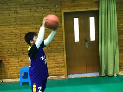 -呈康体育青少年篮球培训班(虹口店)