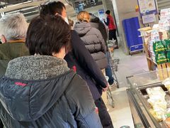 等位区-盒马鲜生(馥邦国际店)