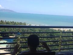 -三亚湾海居铂尔曼度假酒店