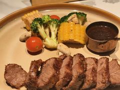 -静香HOUSE·全时段融合餐厅(七星欢乐颂店)