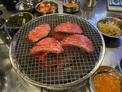 -釜山火炉·海鲜烤肉(紫藤路店)