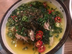 碧绿瑶池兔烧椒-临界音乐酒馆·小龙虾·江湖菜(华熙LIVE·鱼洞店)