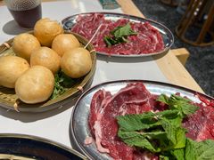 -王奋斗贵州酸汤牛肉火锅