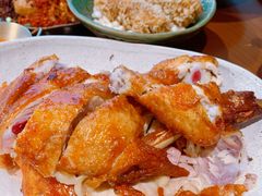 -包整·丝娃娃(一览甲秀楼风景店)