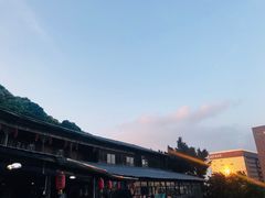 -鲤鱼塘农家山庄