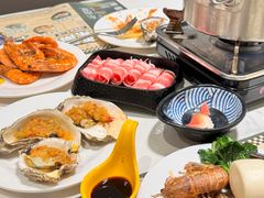 -金马门国际美食百汇(珞喻路店)
