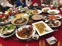 -轩记海鲜餐厅·四十五年老字号·经典粤菜(西区彩虹店)