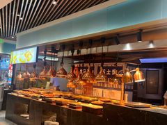 -金马门国际美食百汇(珞喻路店)