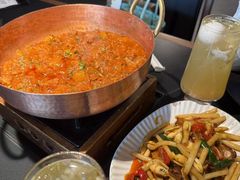 -Ameigo梅果·云贵川bistro(长宁来福士店)