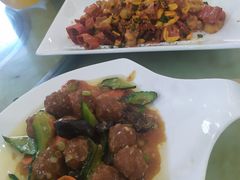 -凤凰岭蒙古包风味餐厅