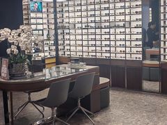 -LensCrafters亮视点·OAKLEY精选(静安嘉里中心店)