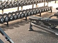 -威克健身游泳(万菱汇店)
