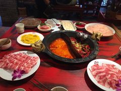 -袁老四老火锅(盘龙城店)