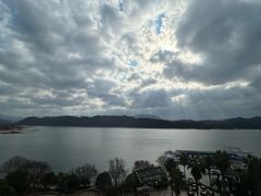 -杭州千岛湖滨江希尔顿度假酒店