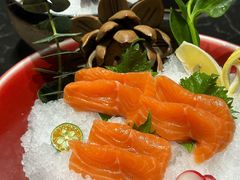 -红鼎豆捞·非遗鲍皇汤火锅(宝丰路店)