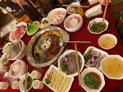 -山城年华老火锅(玉林店)