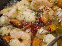 虾仁焗橄榄油-BomBa意大利餐厅