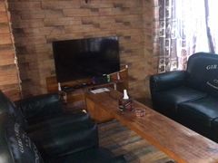 -玩坞轰趴馆·户外团建聚会主题生日派对馆(世豪广场店)