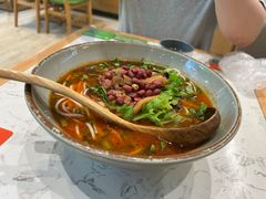 -百春原湖南牛肉粉(百联世纪店)
