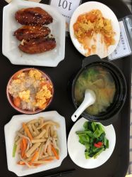 -月之旅·尊 高端月子会所(科馨别墅一店)