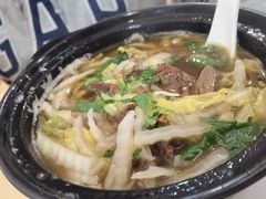 -闫家驴肉老店(华电一校店)