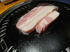 -唯成•韩国炭火烤肉 유성고기