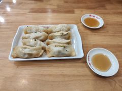 -小姜锅贴(凤凰街店)