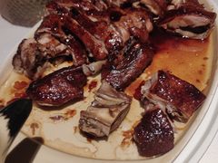 -八府香鸭·啫啫煲(华山路店)