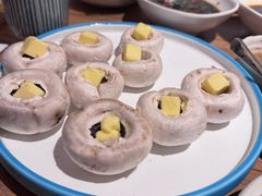 黄油白蘑菇-炼火烤肉店