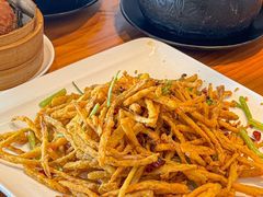 -莲餐厅·湖北菜·潜江小龙虾店(愚园路店)