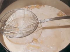 -尚尚仙·酸汤猪手·猪肚鸡火锅(华联万柳购物中心店)