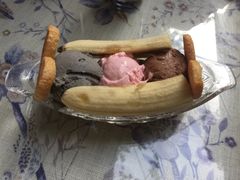 三色冰淇淋香蕉船-古董花园(思南路42弄小区店)