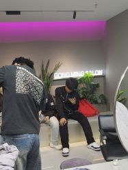 -宫铭烫发染发接发店
