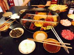 -岗上渣渣老火锅(两路口店)