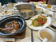 -肥仔文澳门猪骨煲(南京西路店)