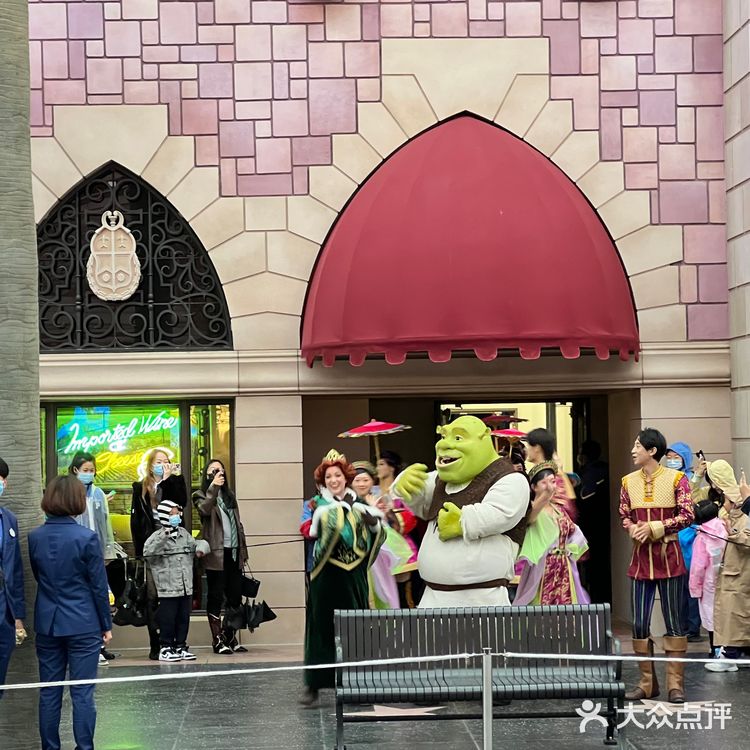 关于环球攻略的雨夜解读