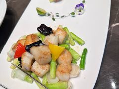 -海派悦庭·海胆烧麦·新融合菜(凯德广场店)