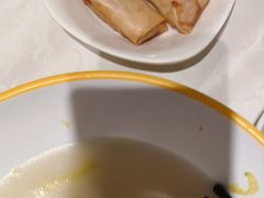 白菜肉丝春卷-王中王餐厅(东安路店)