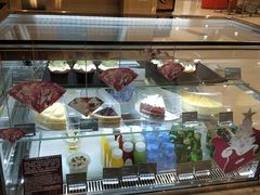 面包甜点陈列柜-哈根达斯(青岛海信店)