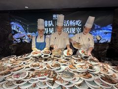 -雍容荟帝王蟹活龙虾展台自助(IFS黑金店)