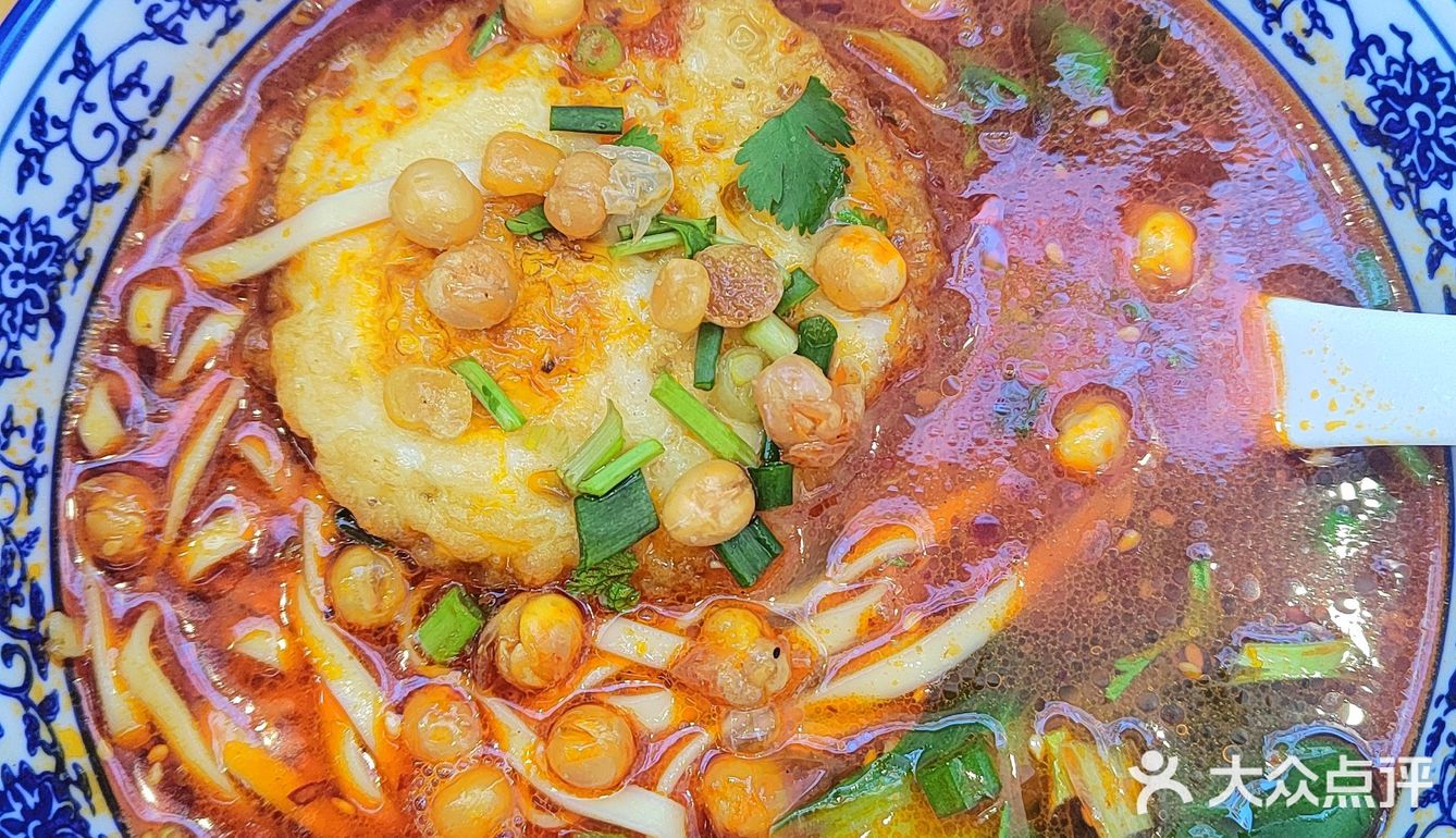 重庆小面 好吃不贵 经济实惠 食欲大增啊[憨笑]