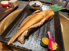 -铭牛烧肉·和牛海鲜自助(高新月牙湖店)