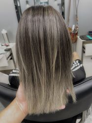 -藤野造型烫发染发