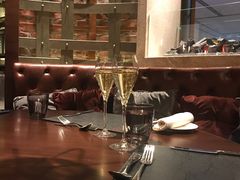 -恰餐厅及酒吧 CHAR Bar & Grill (北京丽都皇冠假日店)