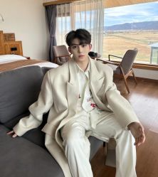 -海文先生国潮烫染男士理发馆