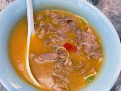 酸汤肥牛-大树餐厅(红旗街万达店)